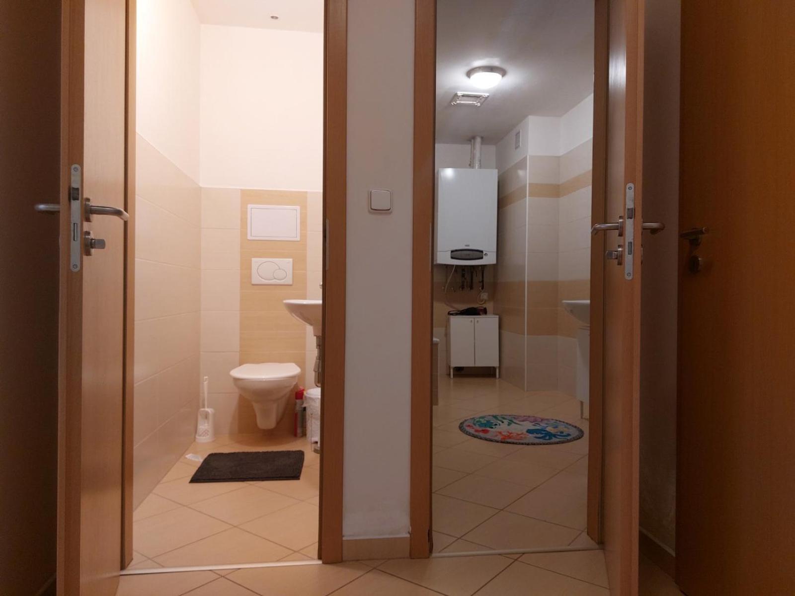 Prostorny Byt V Centru 3 Kk 80 M2 Hradec Králové 외부 사진