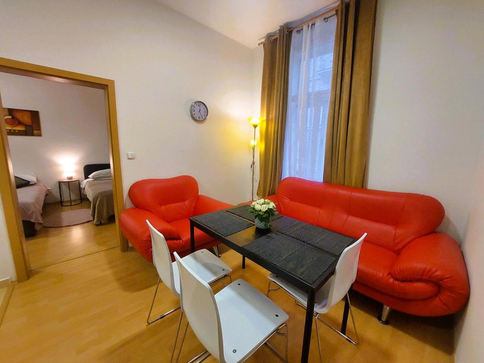 Prostorny Byt V Centru 3 Kk 80 M2 Hradec Králové 외부 사진