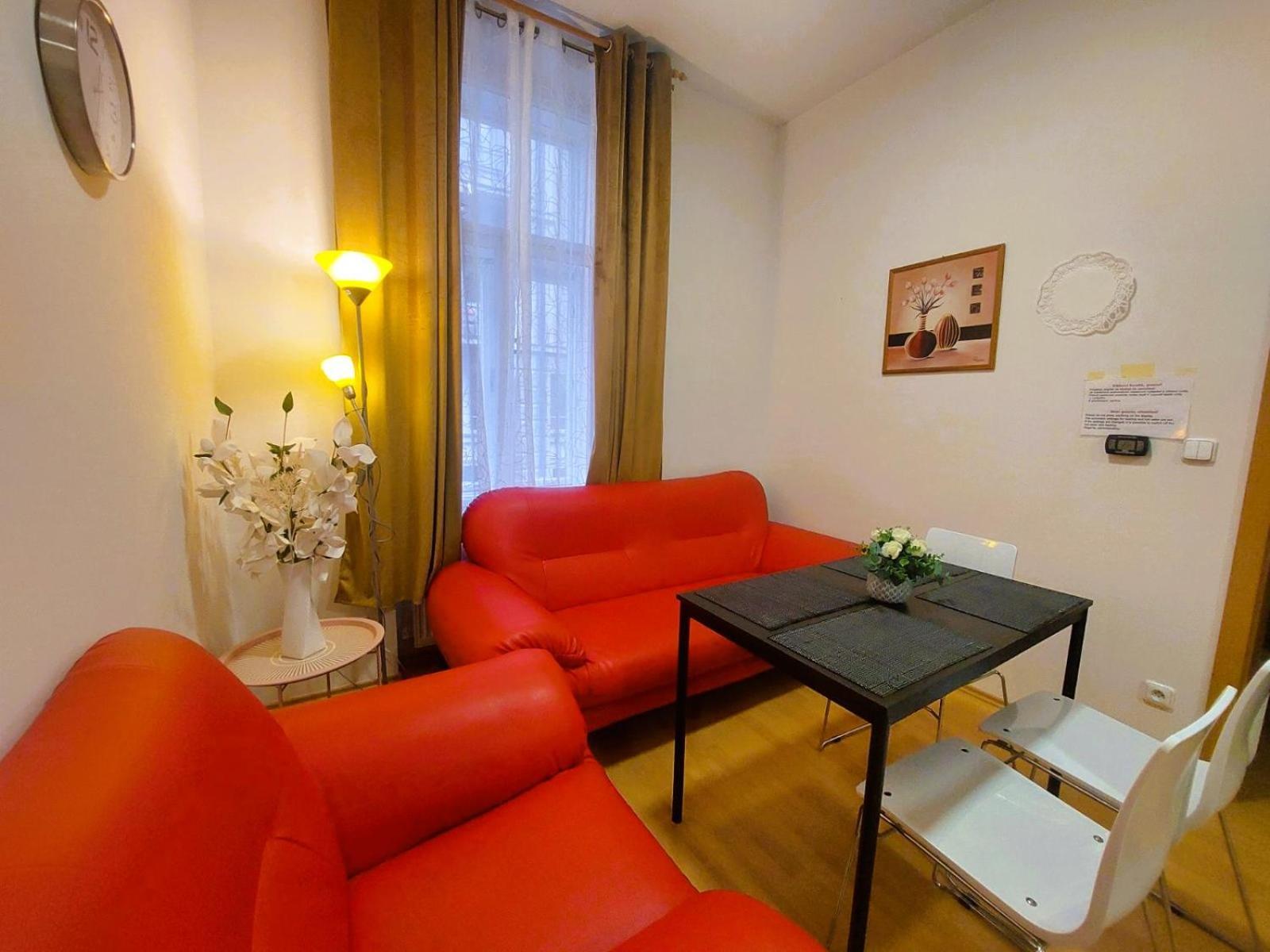 Prostorny Byt V Centru 3 Kk 80 M2 Hradec Králové 외부 사진